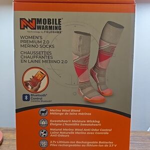 Women's Premium 2.0 Merino Wool Blend Heated Socks- Size LARGE (Shoe Size 9-11+)